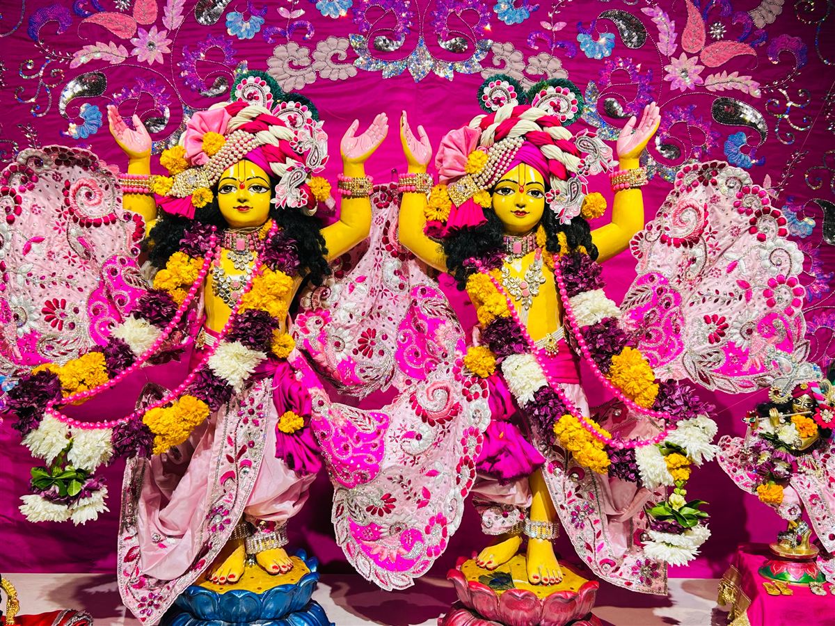 ISKCON Amritsar Altar